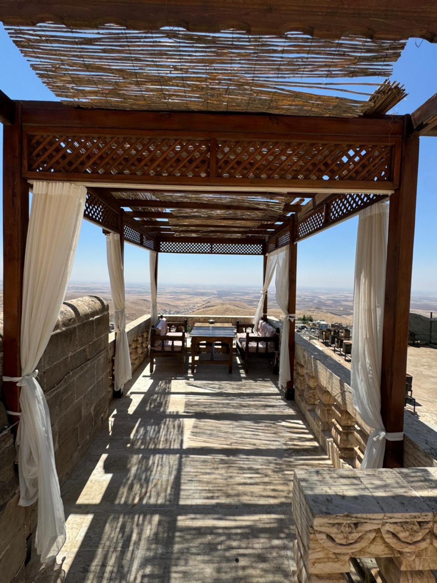Maristan Tarihi Konak Mardin Esterno foto
