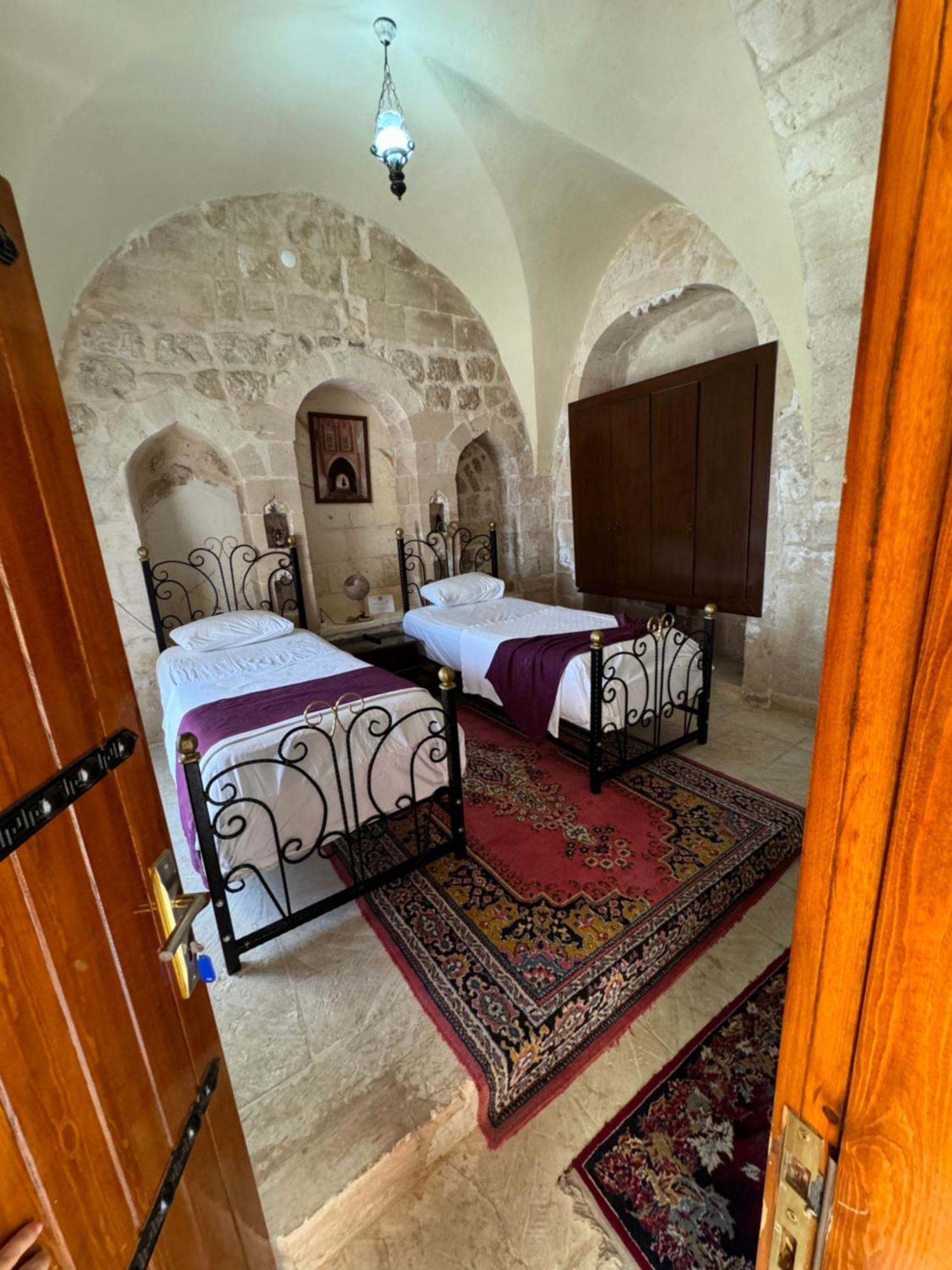 Maristan Tarihi Konak Mardin Esterno foto