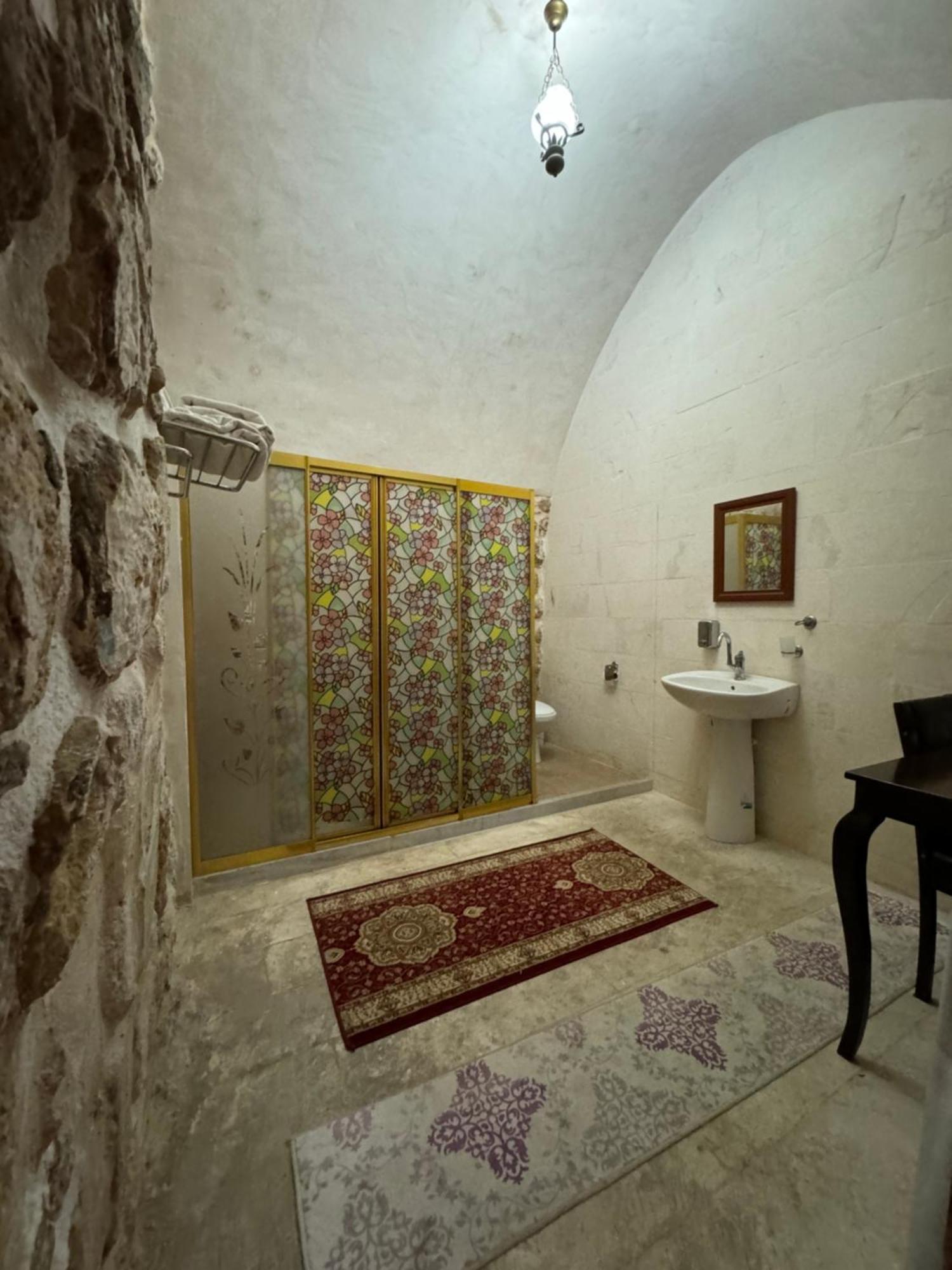 Maristan Tarihi Konak Mardin Esterno foto