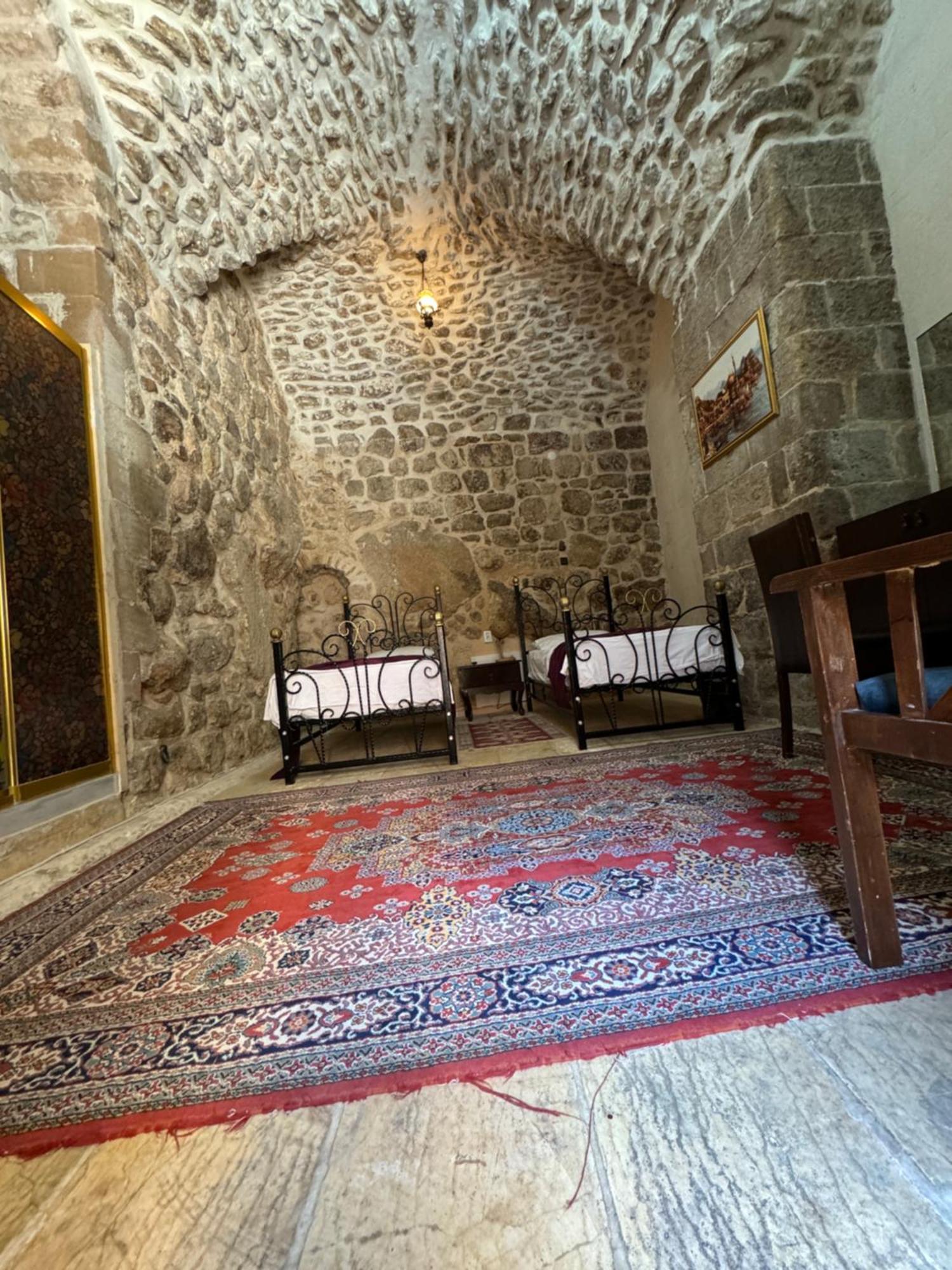 Maristan Tarihi Konak Mardin Esterno foto